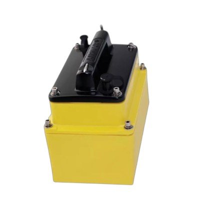 Raymarine, M265LH 1kW In-Hull Low-High CHIRP Transducer (A80012).